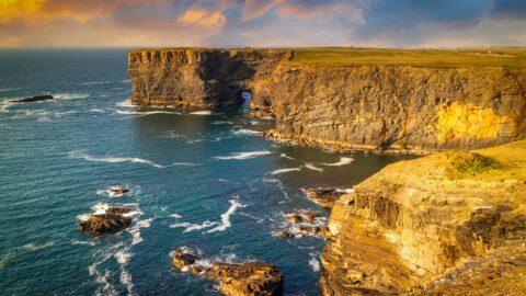 Kilkee Kilkee Cliff Walk (A Guide to this Cliffs of Moher Alternative) | Head ...
